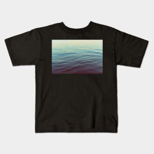 Ocean waves Kids T-Shirt